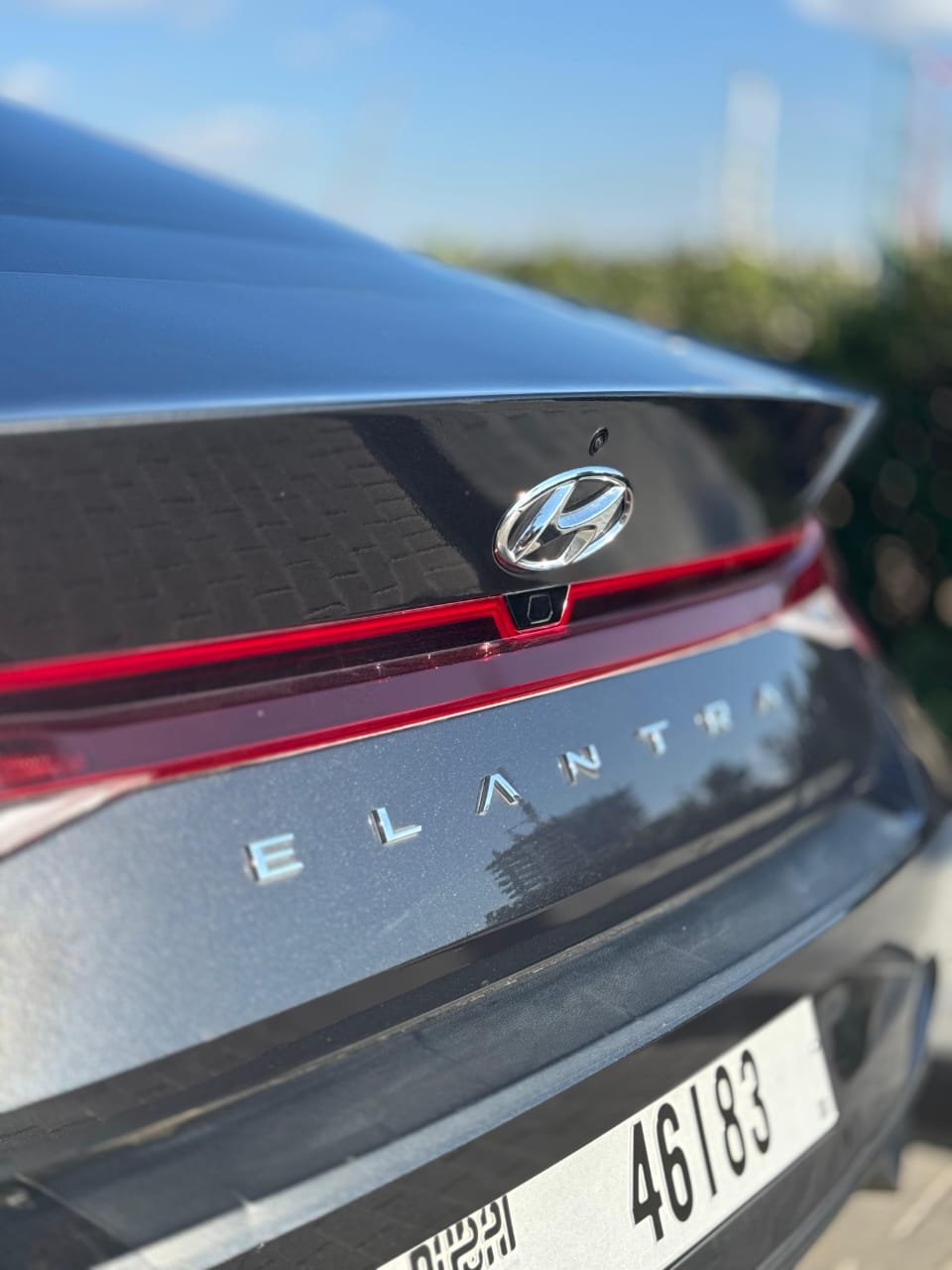 louer hyundai elantra  2023 à Dubaï