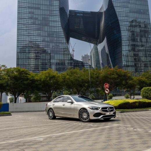 2023 MERCEDS BENZ C300 LUXURY