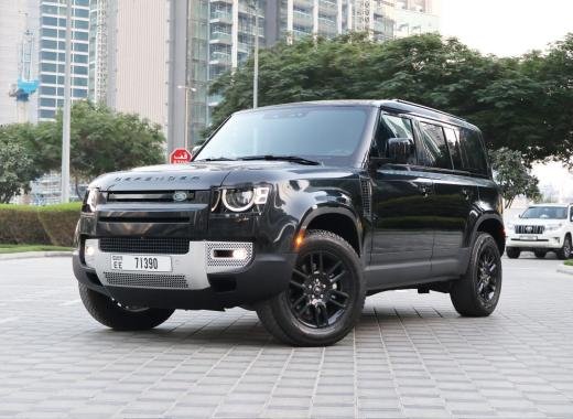 2025 Land Rover Defender Black