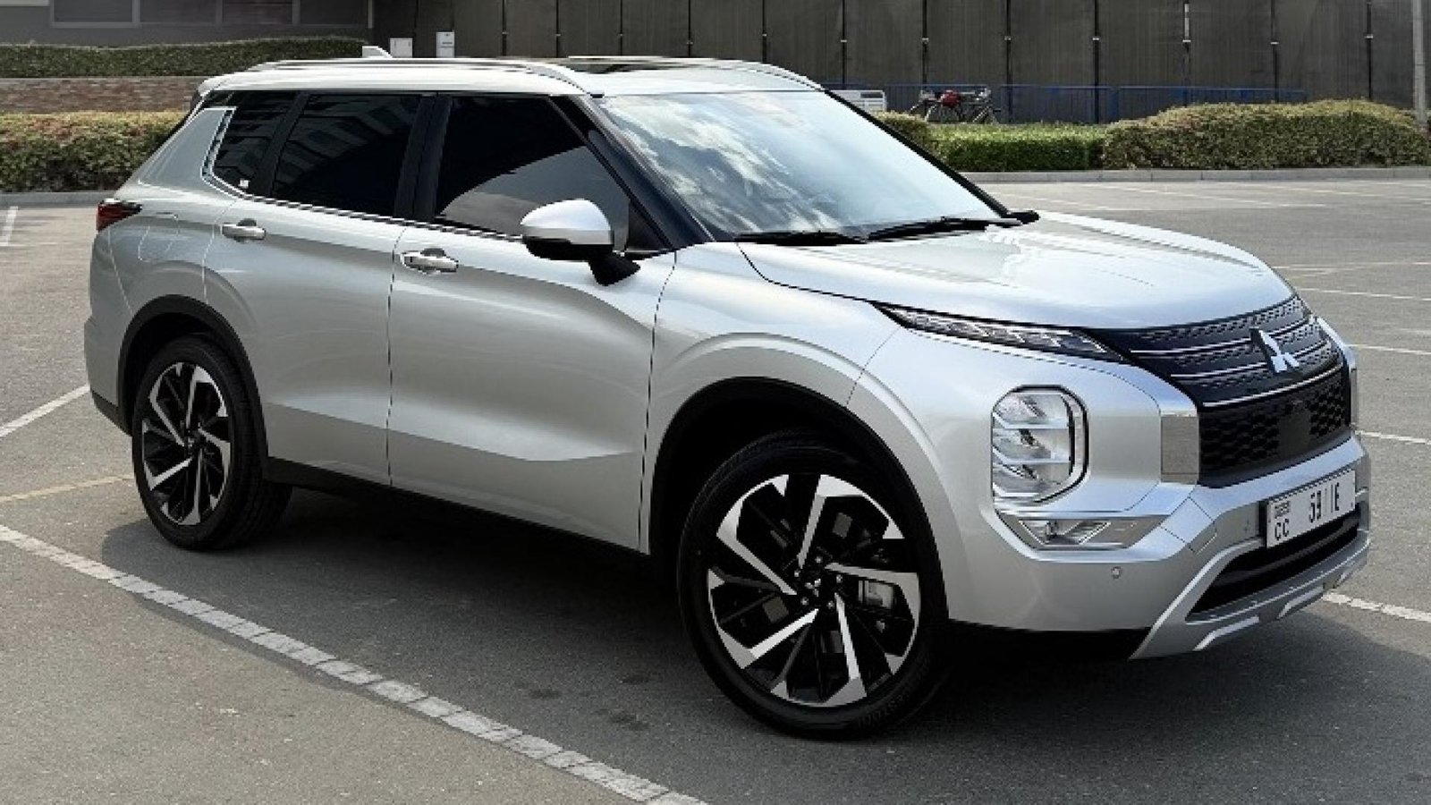 2025 Mitsubishi Outlander